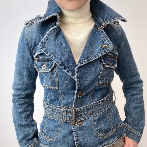 DKNY Jeans Denim Jacket with Belt - Picture 3 of 8